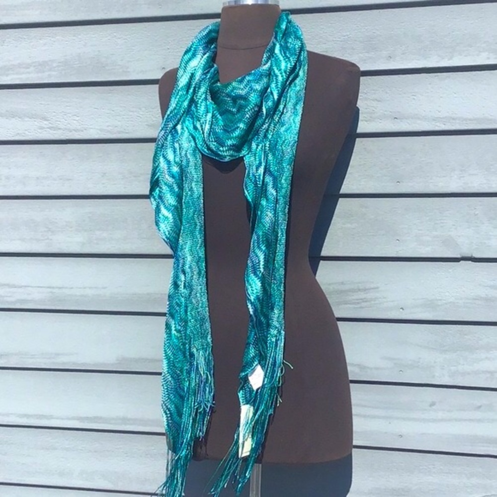 NWT Collectioneighteen Blue/Green Fringed Scarf